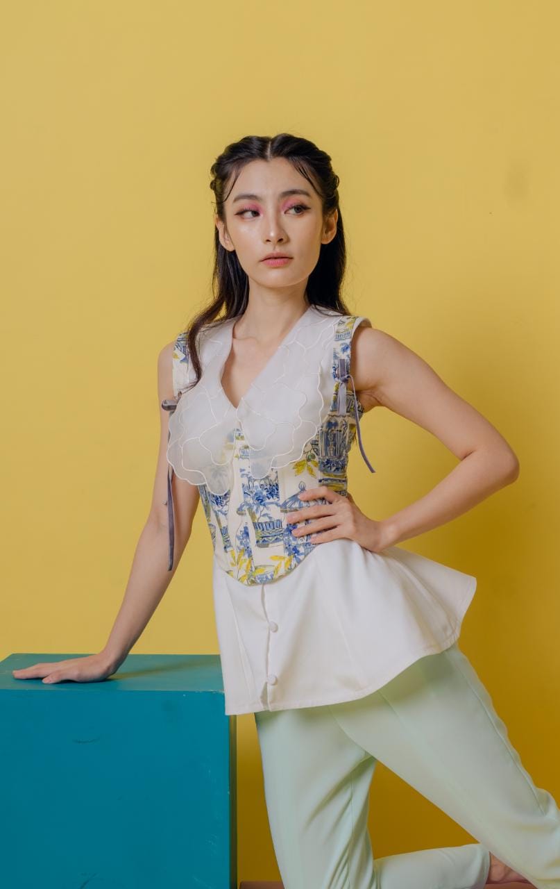 FLOR white (ready stock!)